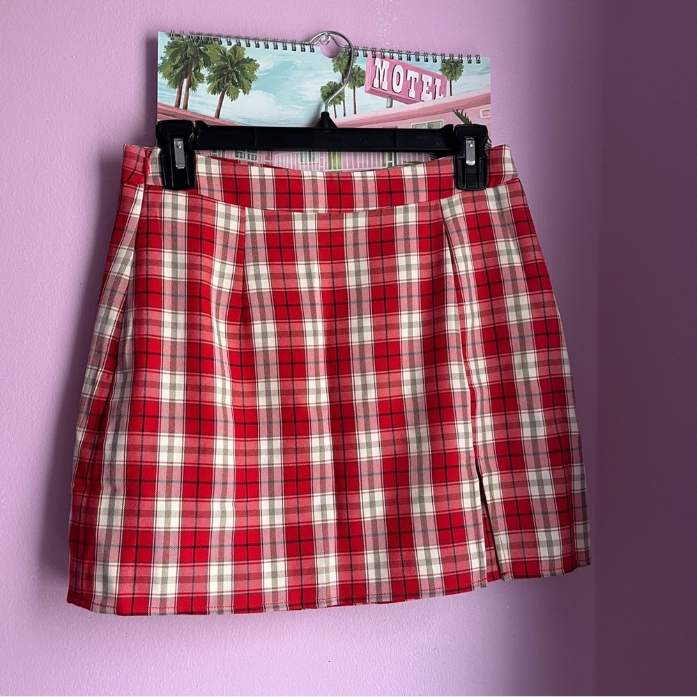 SHEIN Red and White Plaid A-Line Skirt